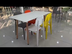Emballage du courrier Y jardin empilable Restaurant Couleurs en plastique Salles à manger Chaises pour la salle à manger
