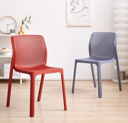 acheter Chaises de salle à manger en plastique gris empilées en extérieur Chaises de salle à manger en plastique en PP en rotin fabrication en ligne