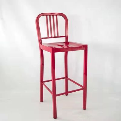 acheter Tabourets métalliques de comptoir de café Tabourets de bar en métal rouge pour l' extérieur fabrication en ligne