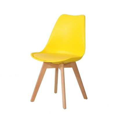 acheter Chaises à manger en cuir tapissé jaune chaises à manger en plastique en PP chaises à manger modernes avec des jambes en bois fabrication en ligne