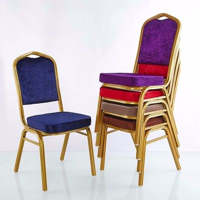 Chaise de banquet à dos empilé à la couronne violette H94CM