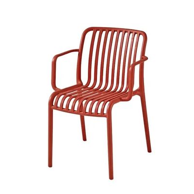 Chaises de jardin en plastique rouge, chaises de salle à manger en plastique noir, chaise en plastique